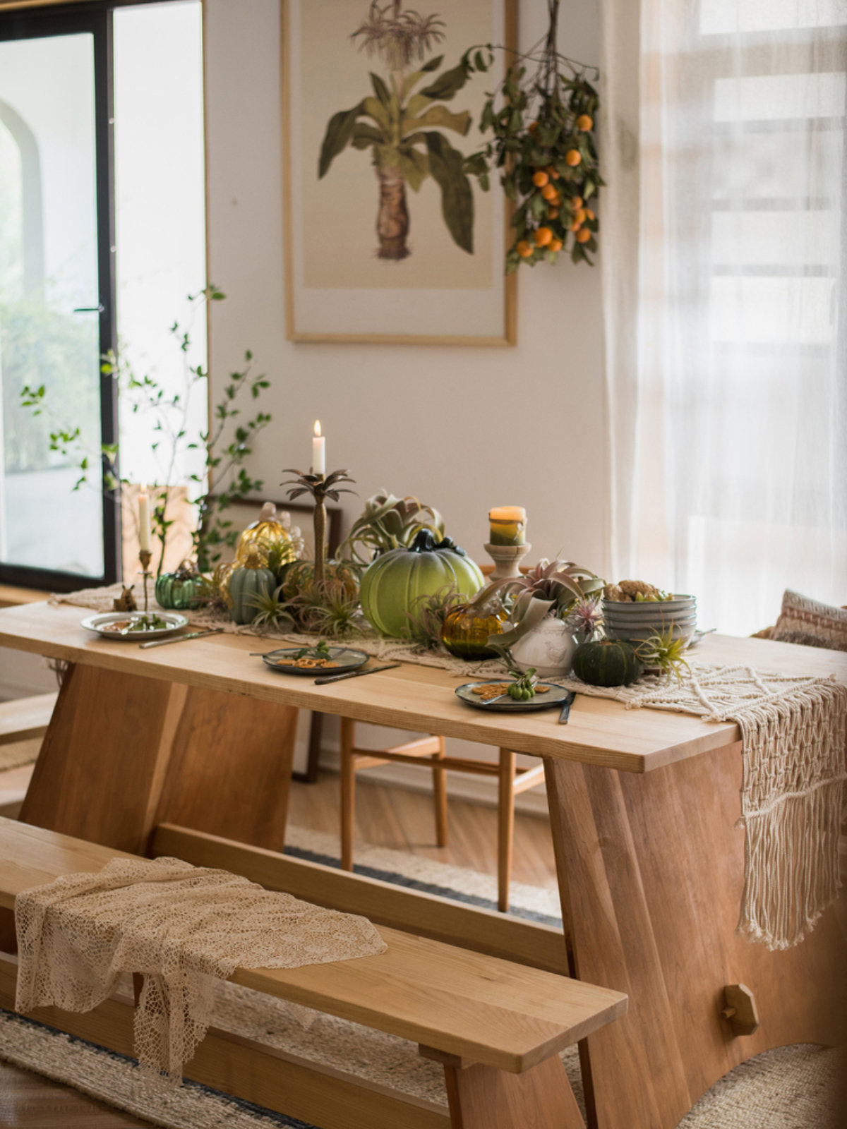 A dinning table with harvest